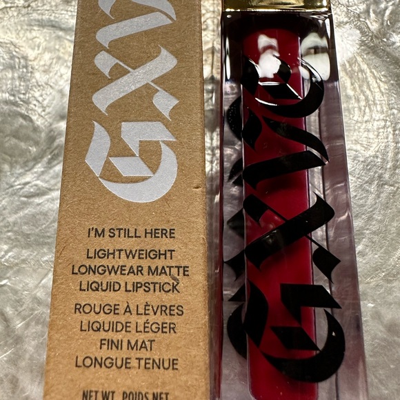 GXVE GWEN STEFANI
I’m Still Here Longwear Matte Liquid Lipstick Original Recipe - Picture 8 of 14